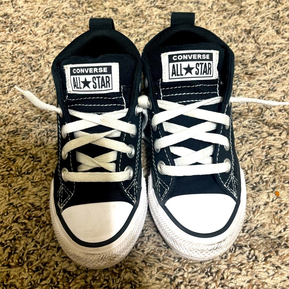 Converse Black and White Chuck Taylor Mid Height Sneakers Little Kids Size 11